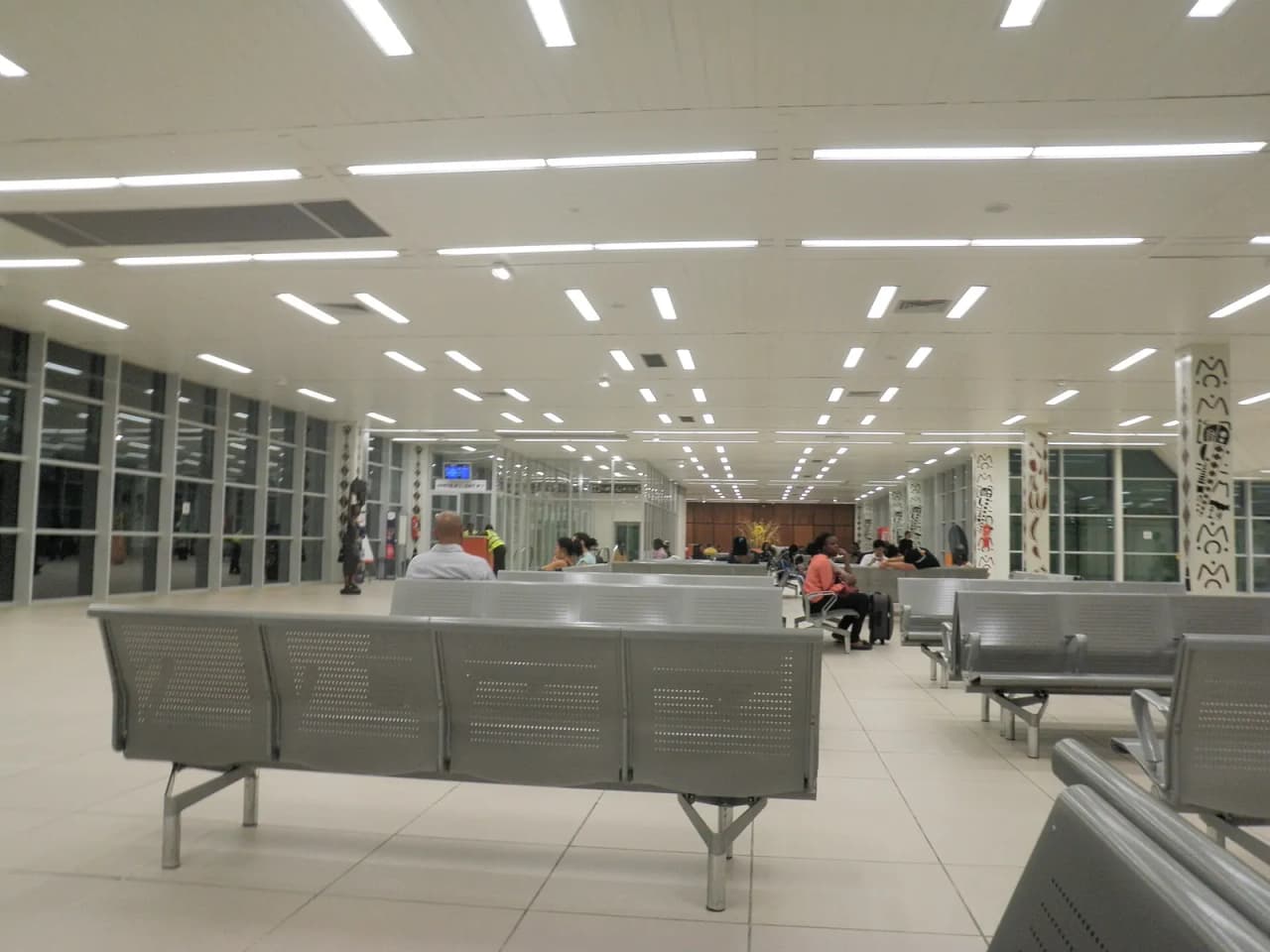 Hall d'embarquement de l'aéroport international de Conakry